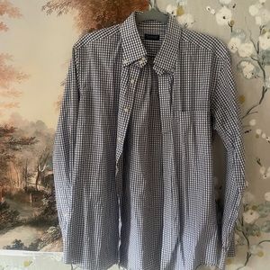 Men’s medium Uniqlo checkered shirt
